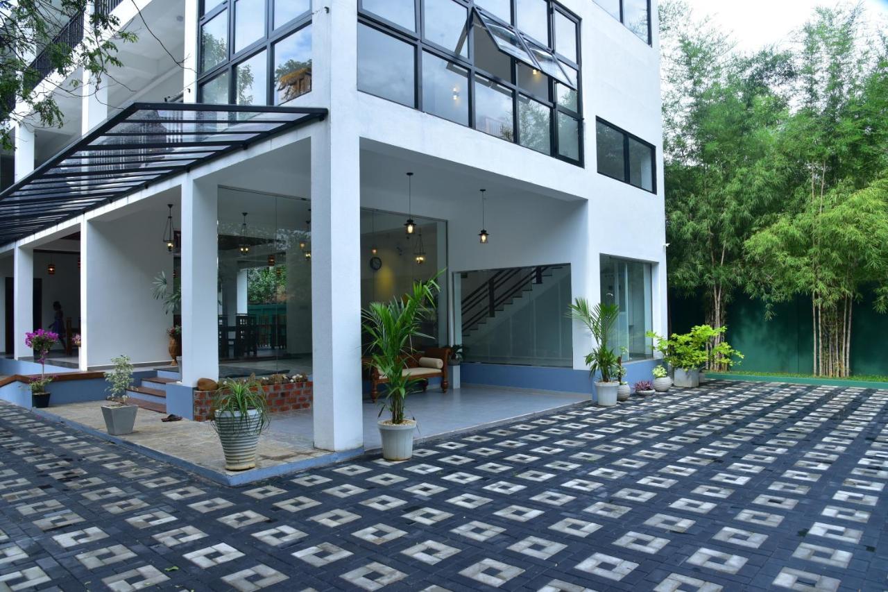 Eden Grand Otel Dambulla Dış mekan fotoğraf